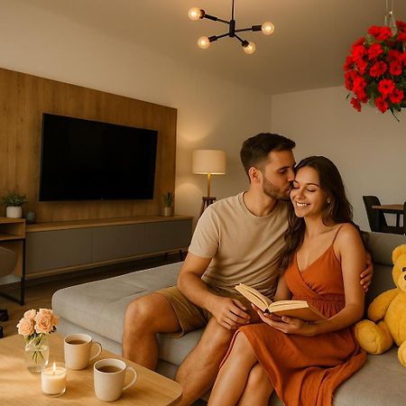 High-Rise Luxury Apartment With Free Parking Букурещ Екстериор снимка