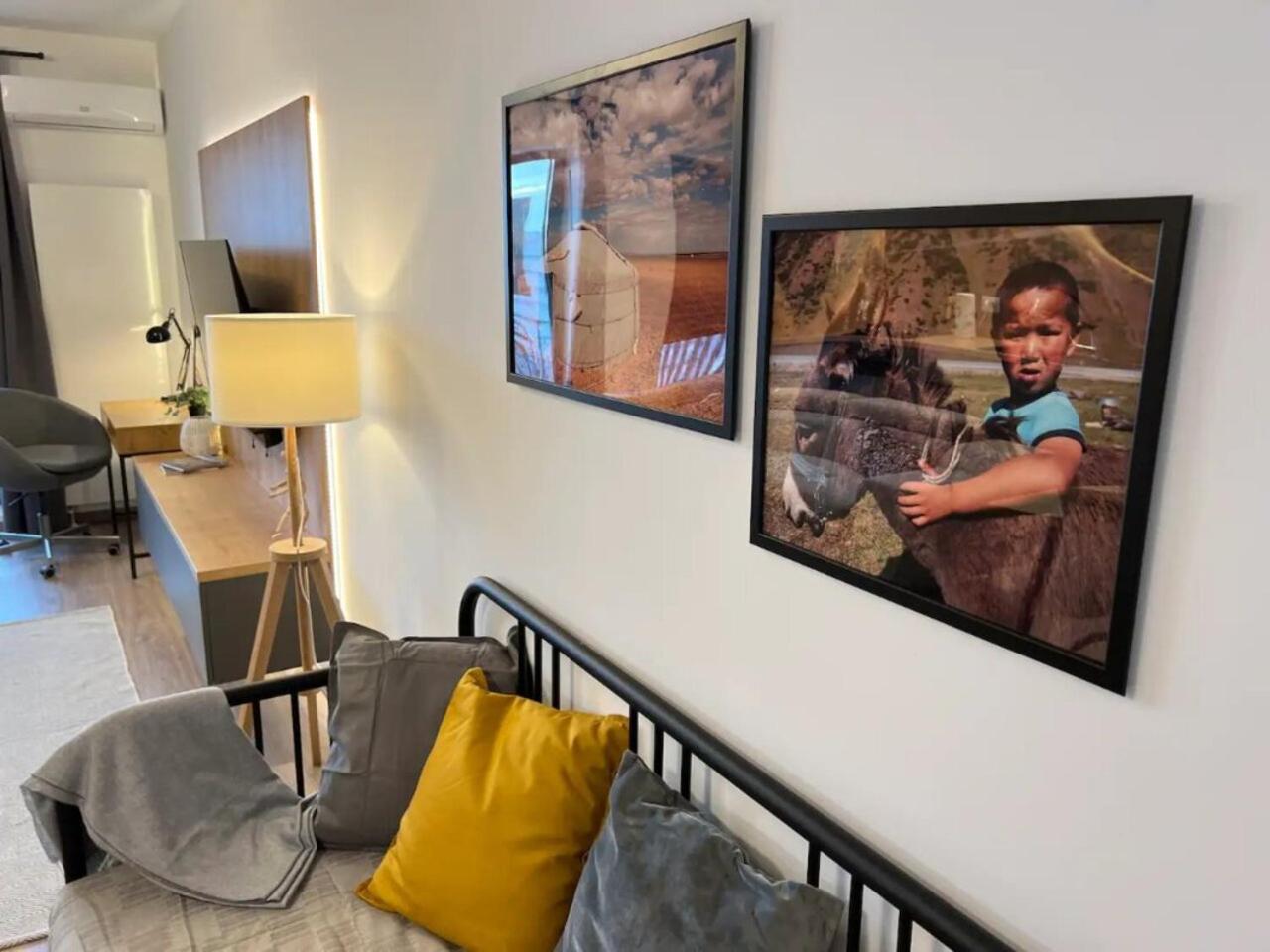 High-Rise Luxury Apartment With Free Parking Букурещ Екстериор снимка